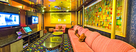 凌霄卡拉OK(可容納143人)